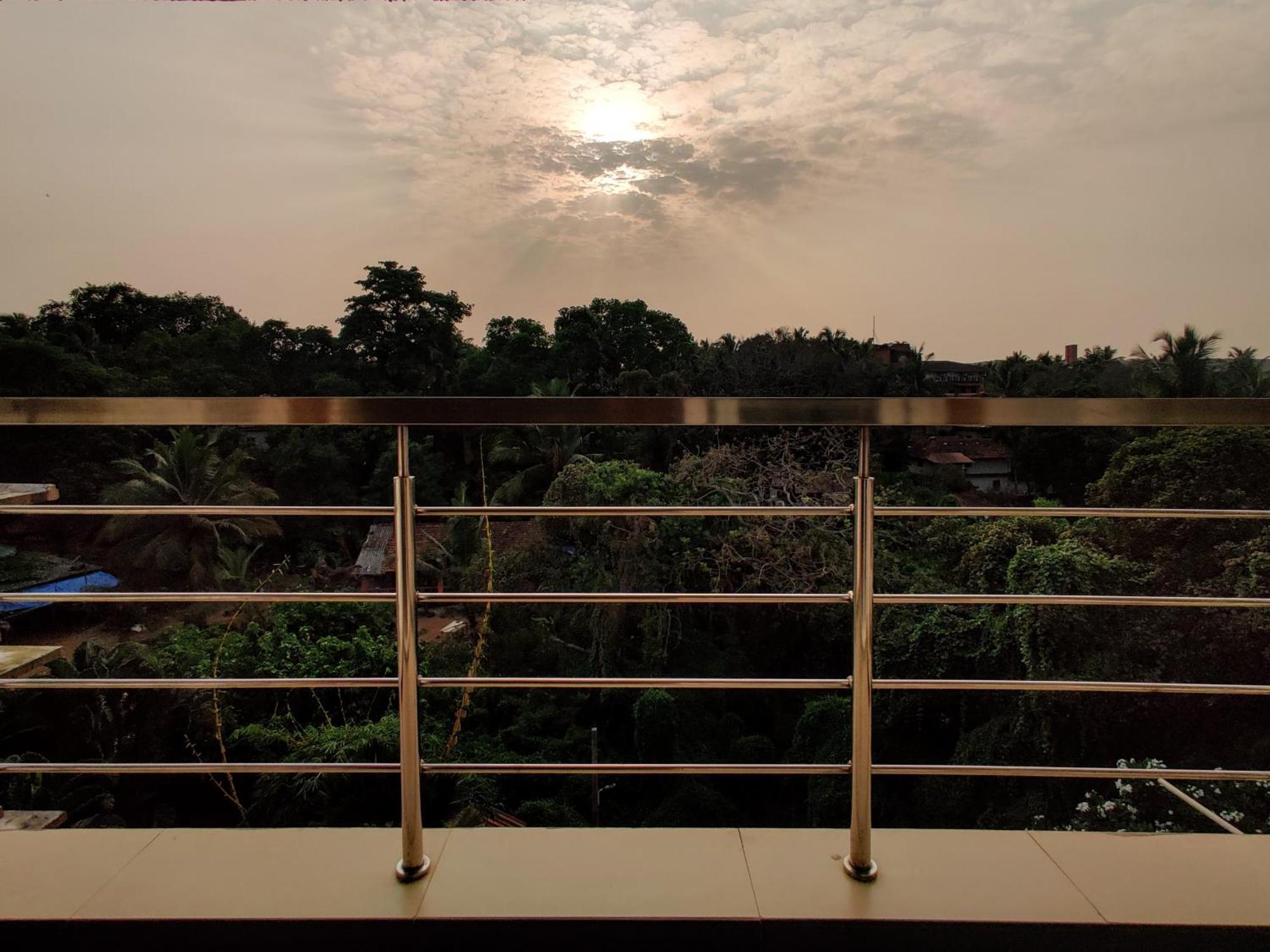 Ivy Retreat- Serviced Apartments Baga Exterior photo